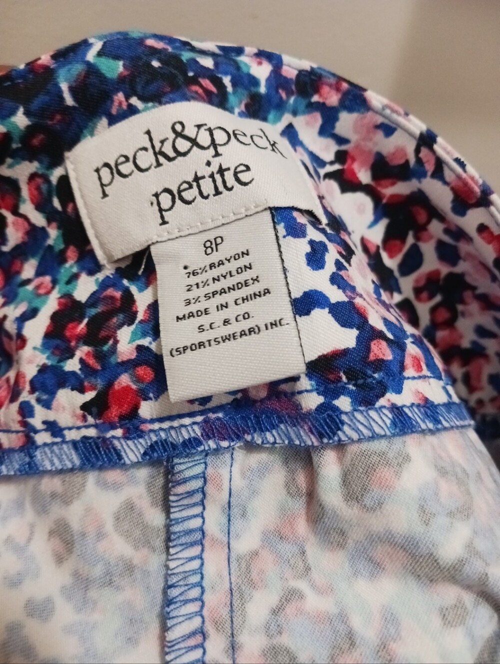 3/$20 💰 Peck & Peck Womens Multi-Color Abstract Print Pull-On Pants 8P - Picture 6 of 6